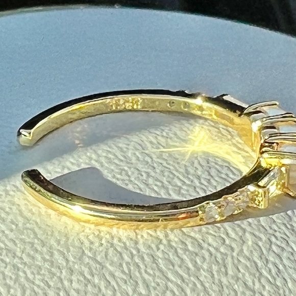 Trio of Pearls and Crystal CZ Baguettes Resizable Gold-Plated Stamped S925 - Picture 5 of 6